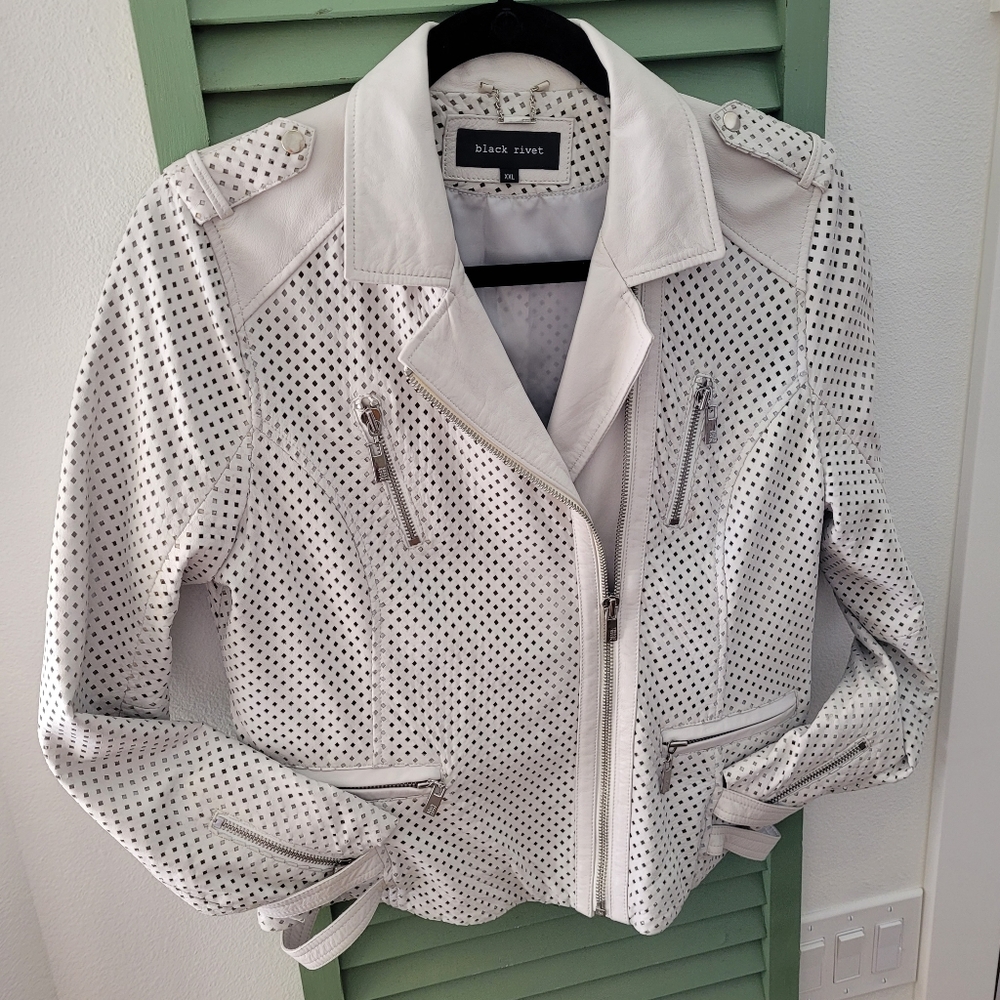Black Rivet women's white Leather jacket